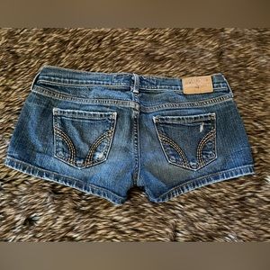 Hollister Low Rise Jean Shorts Size 1